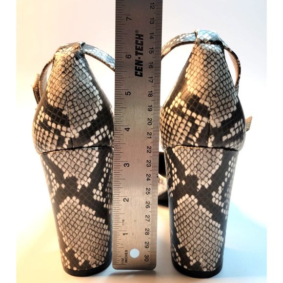 Abound Stella Block Heel Pump  Ankle Strap Snakeskin Pattern Size 8.5M - Picture 8 of 8